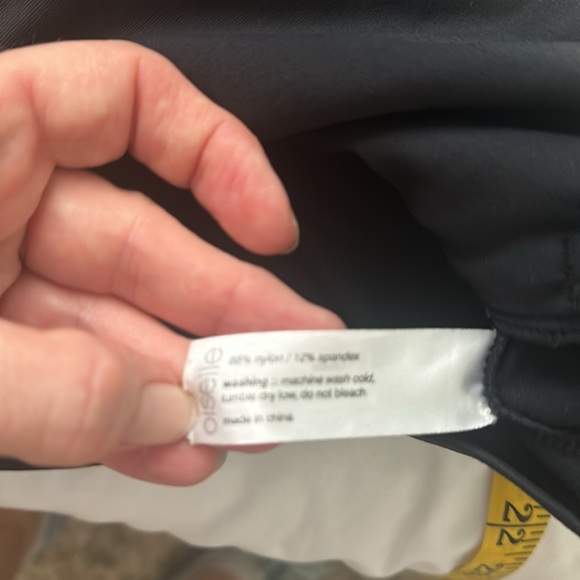 Oiselle Ari Jacket, Size 8 - Picture 10 of 10